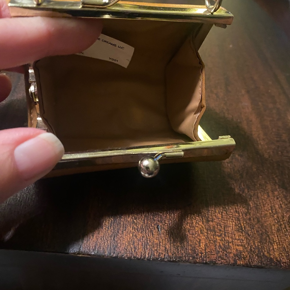 Vintage Tan Heart Accent Mini Handbag Lipstick Holder, chain purse. - Picture 3 of 6